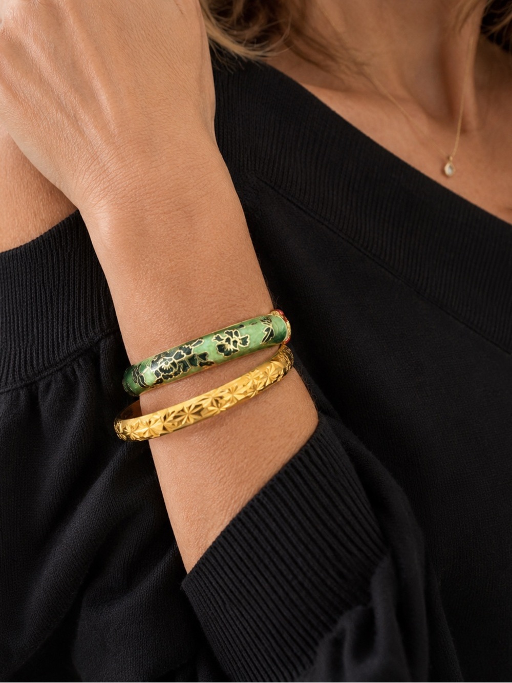 Green & Gold Cloisonné
Floral Bangle & cut gold
Bangle both NWT 2 fer
